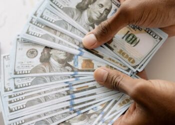 How to Build an Emergency Fund: 5 Steps for Financial Security